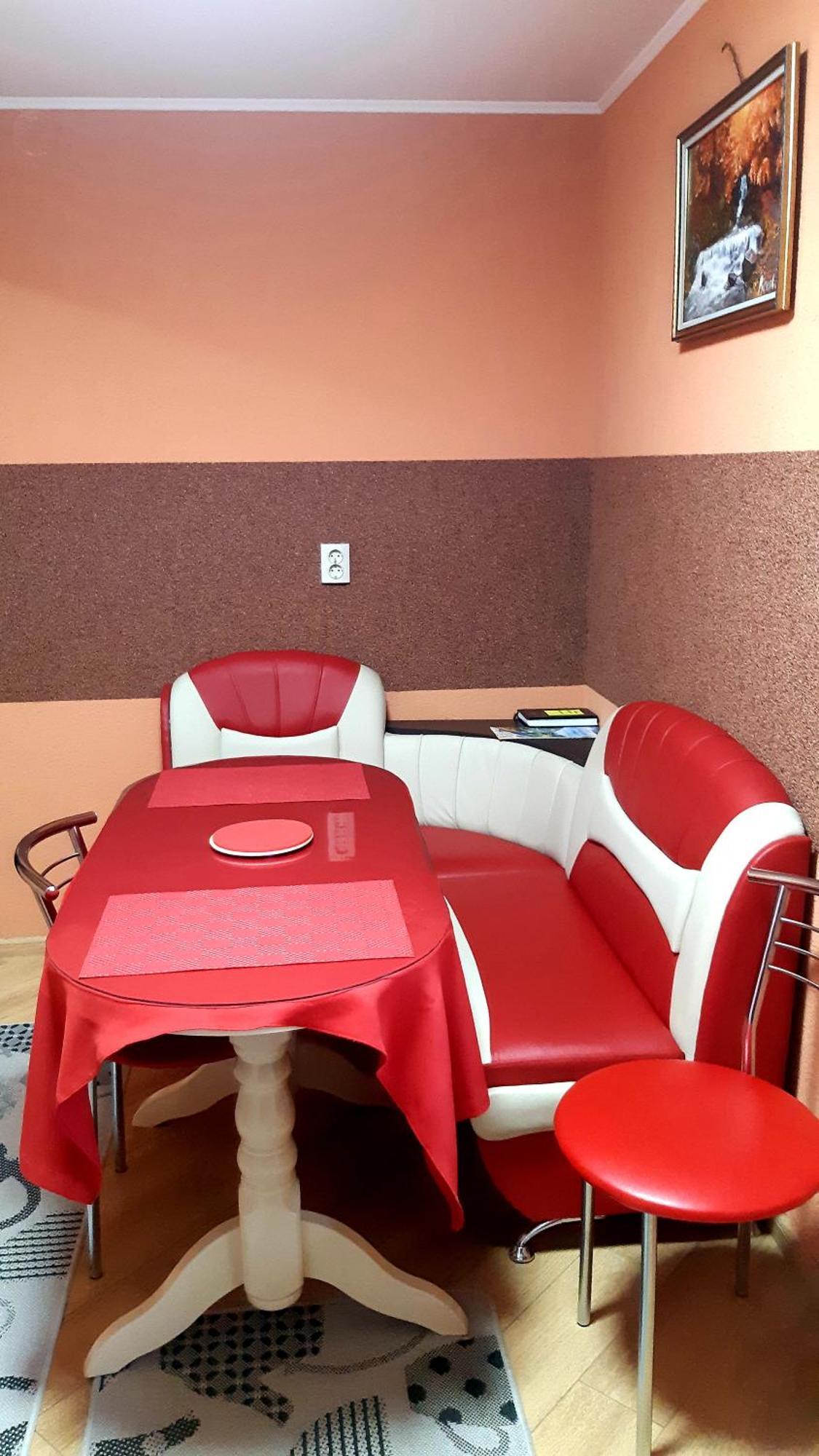 Dacha Podobovets 127 Otel Oda fotoğraf